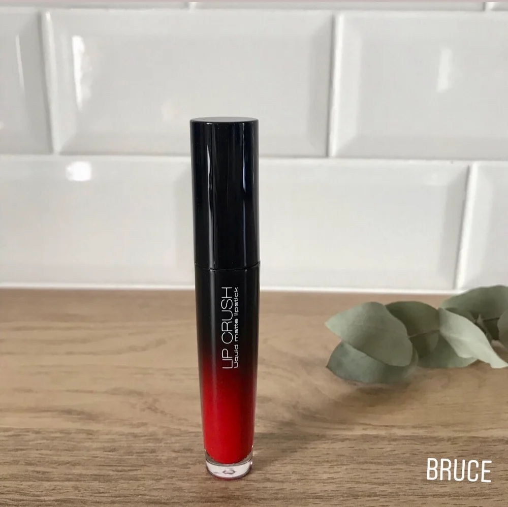 LIP CRUSH rouge à lèvres liquide mat